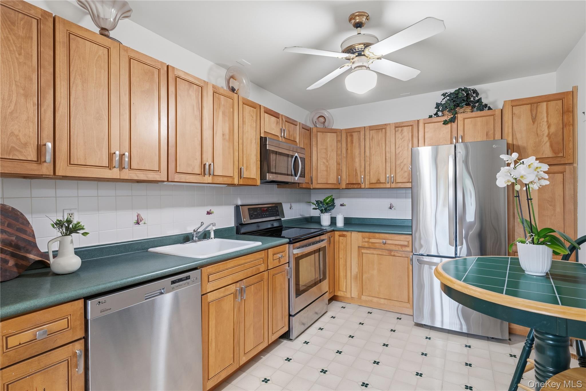 1 Salisbury Point, Unit 4D photo 7