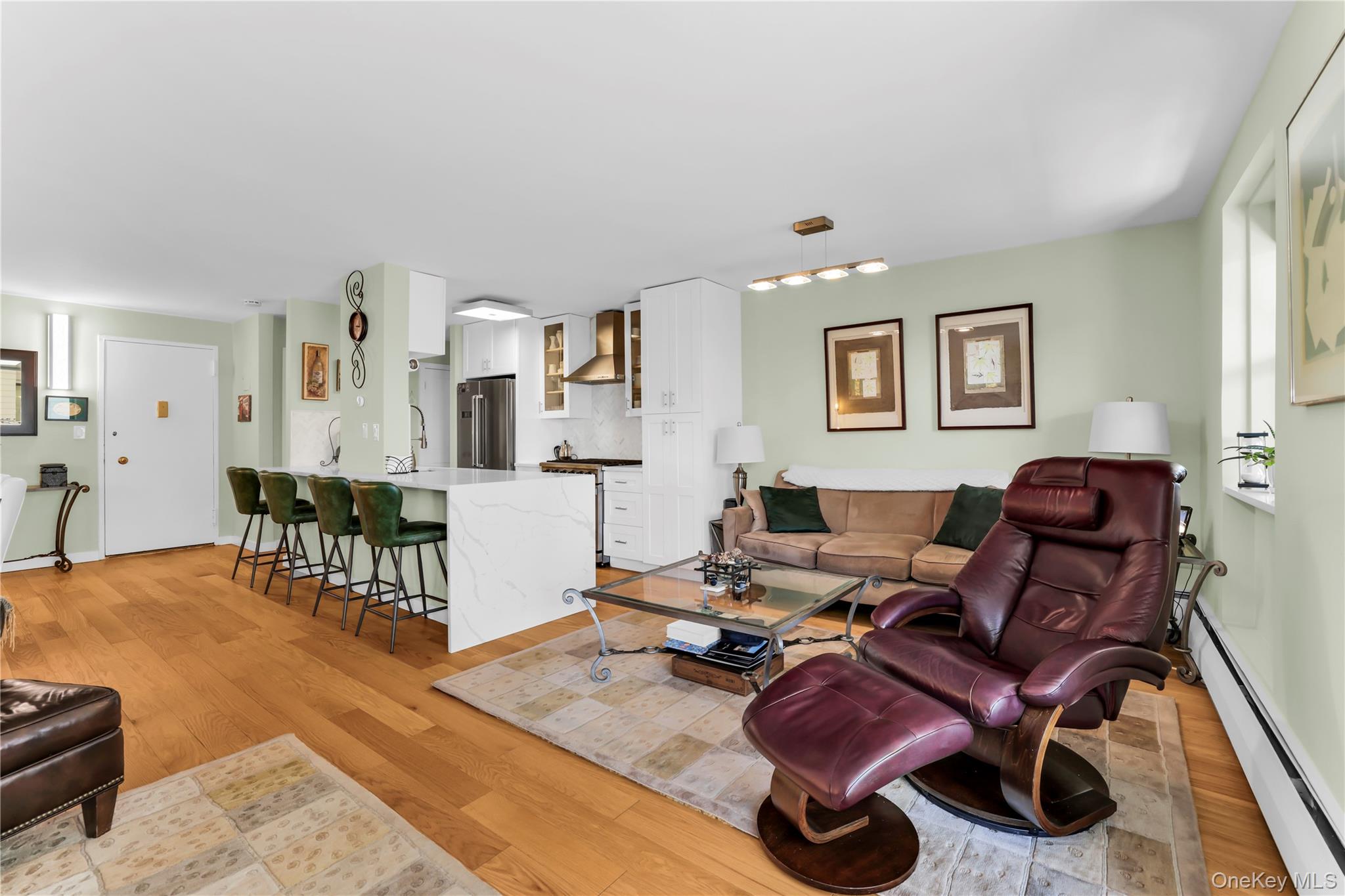 1085 Warburton Avenue, Unit 210