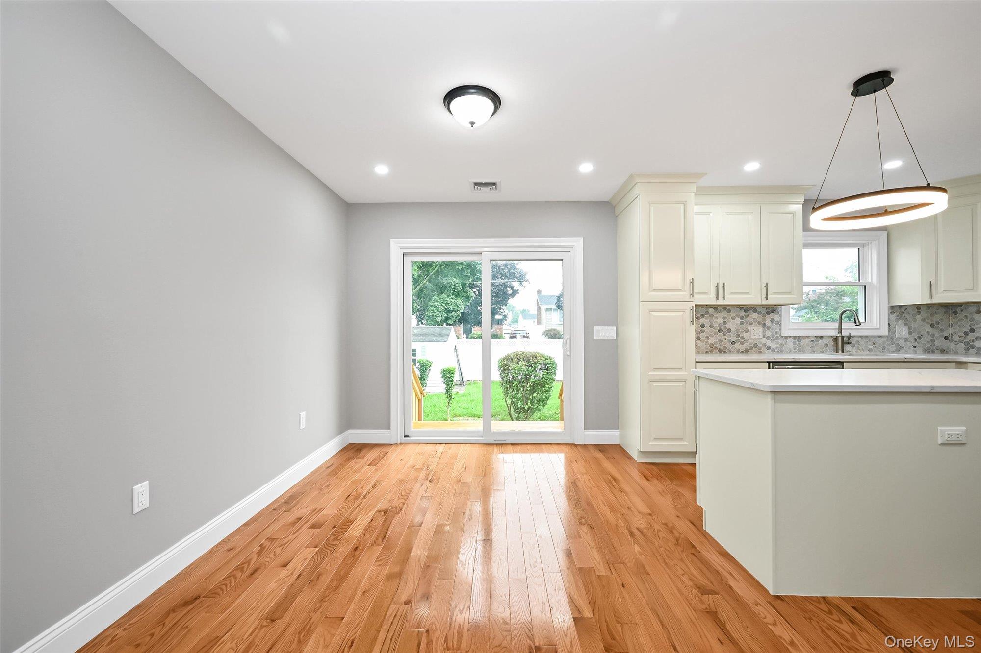 226 Vincent Drive – For Sale photo 7