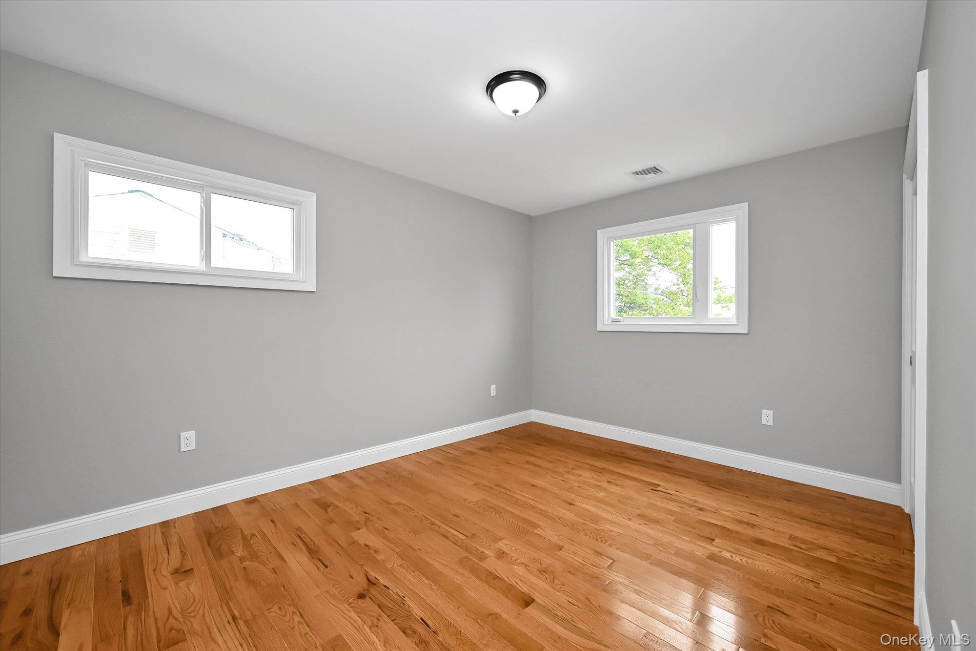 226 Vincent Drive – For Sale photo 16