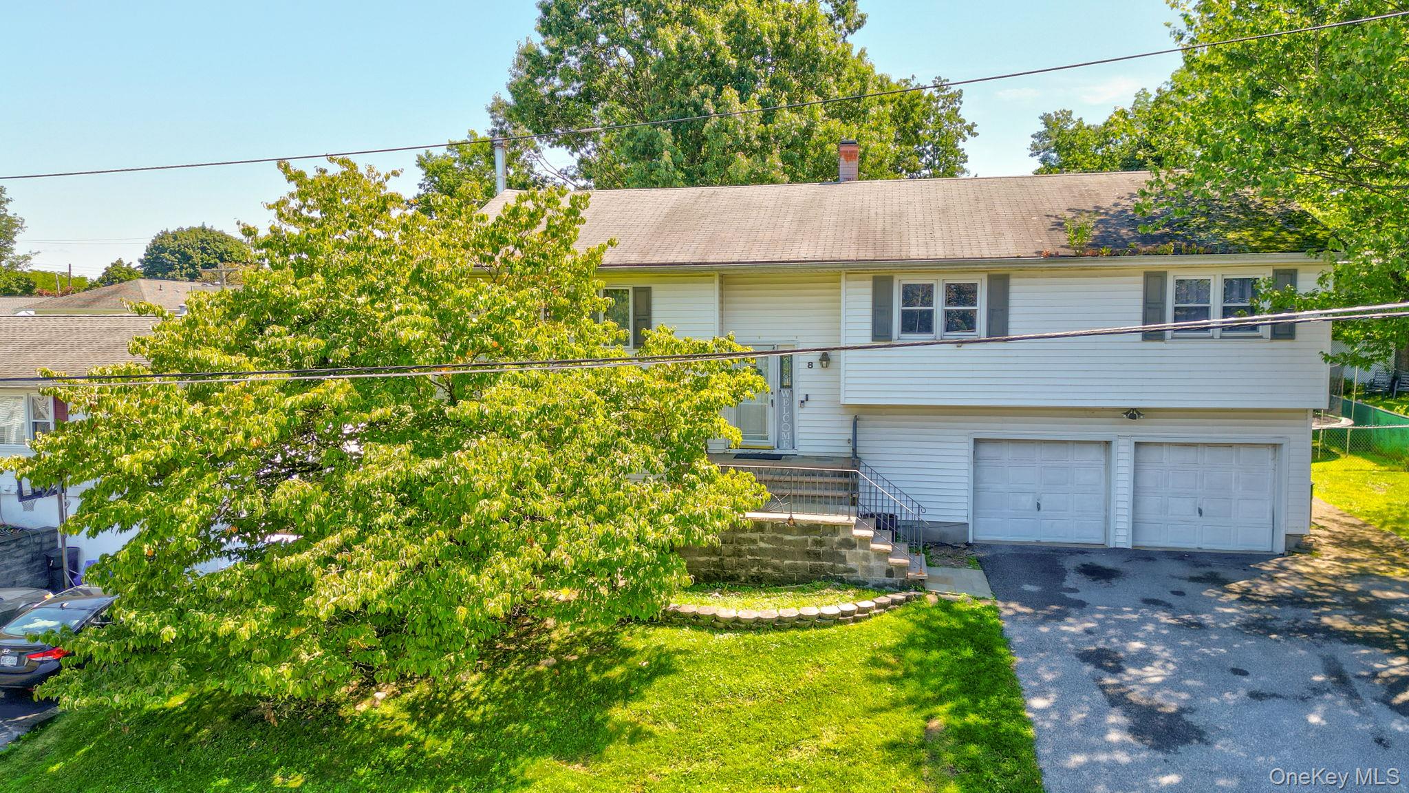 8 Pine Street – For Sale photo 3