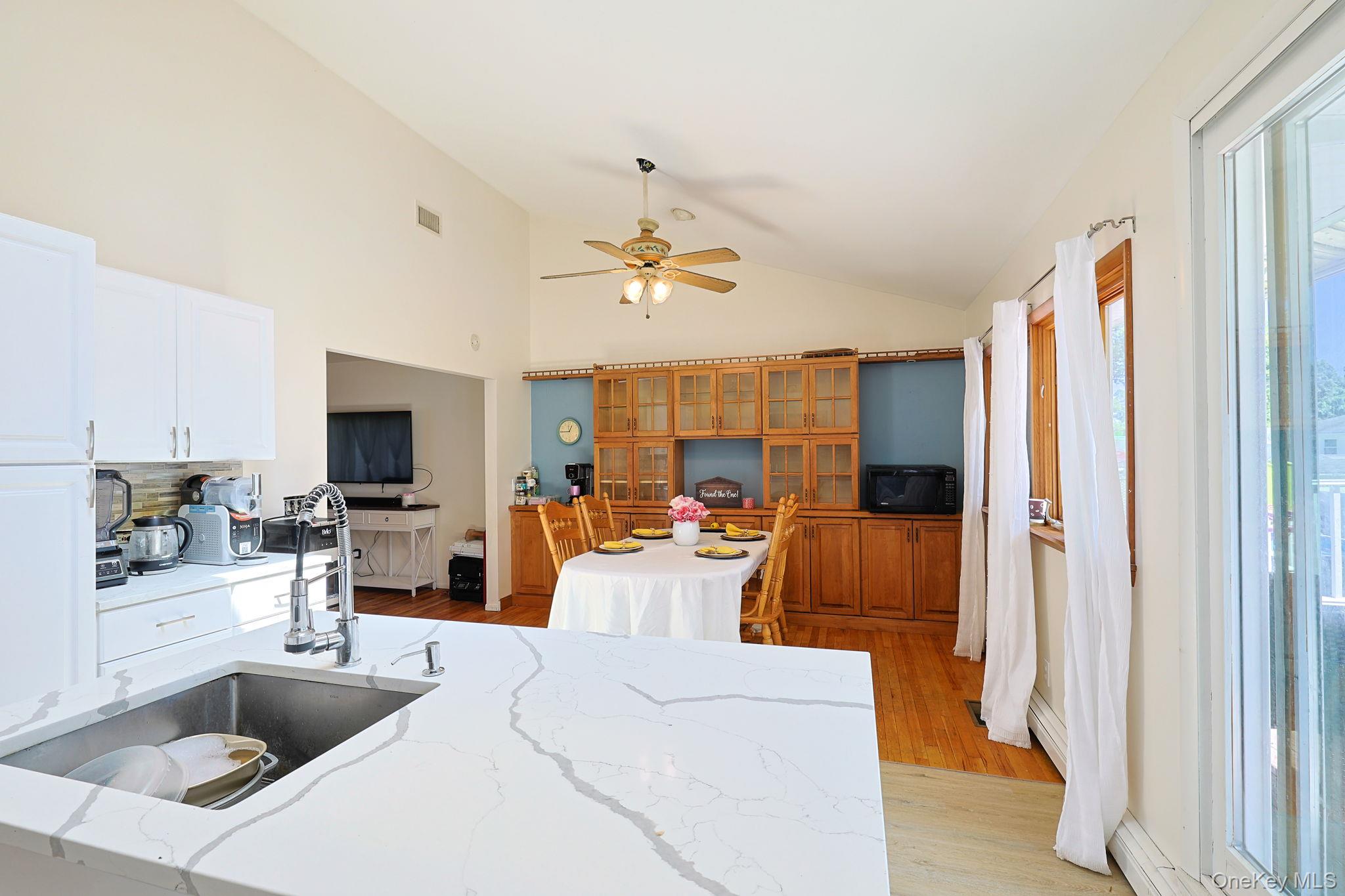 8 Pine Street – For Sale photo 13