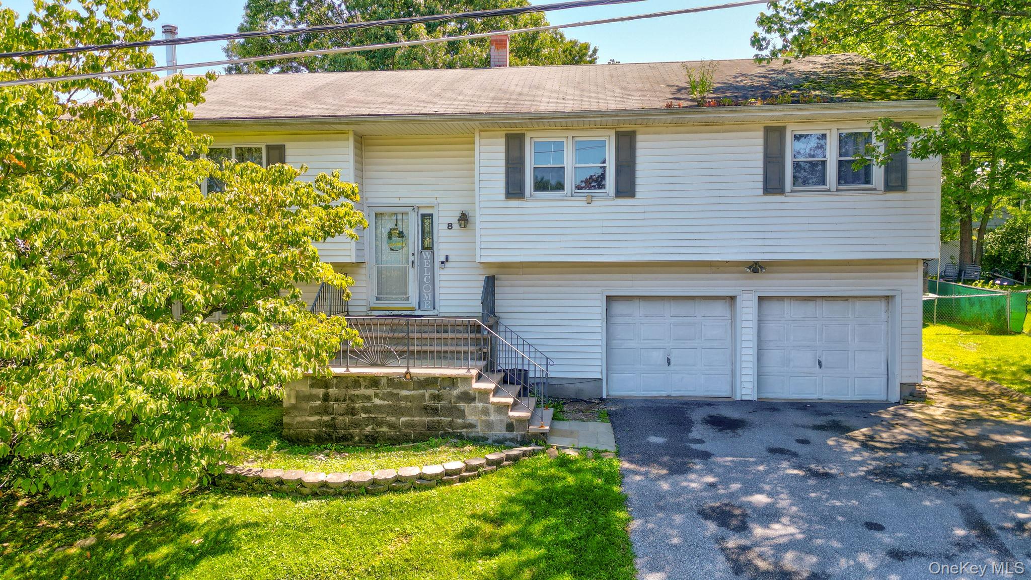 8 Pine Street – For Sale