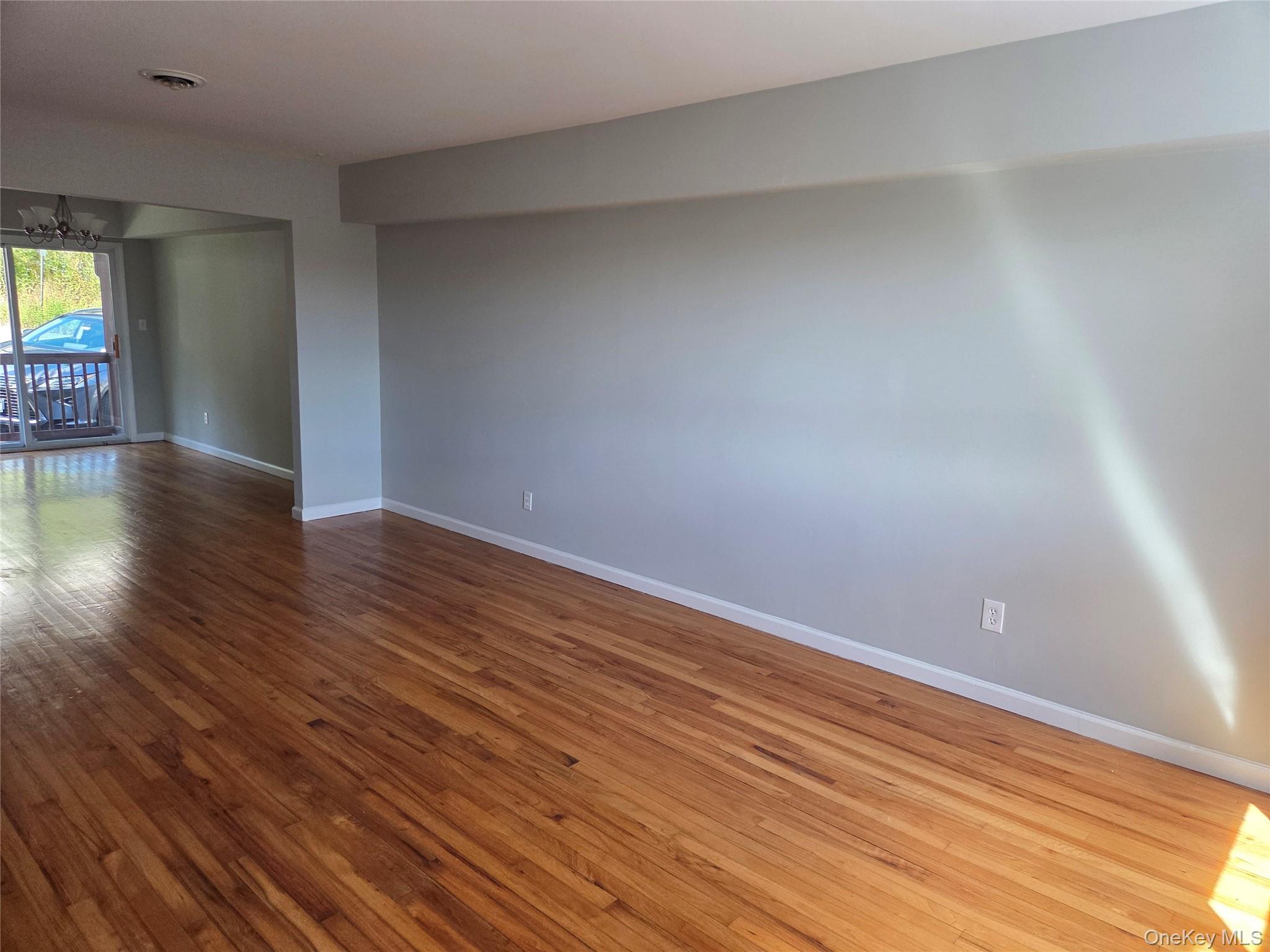 18 Pavilion Ridge Way Road, Unit 1 photo 7