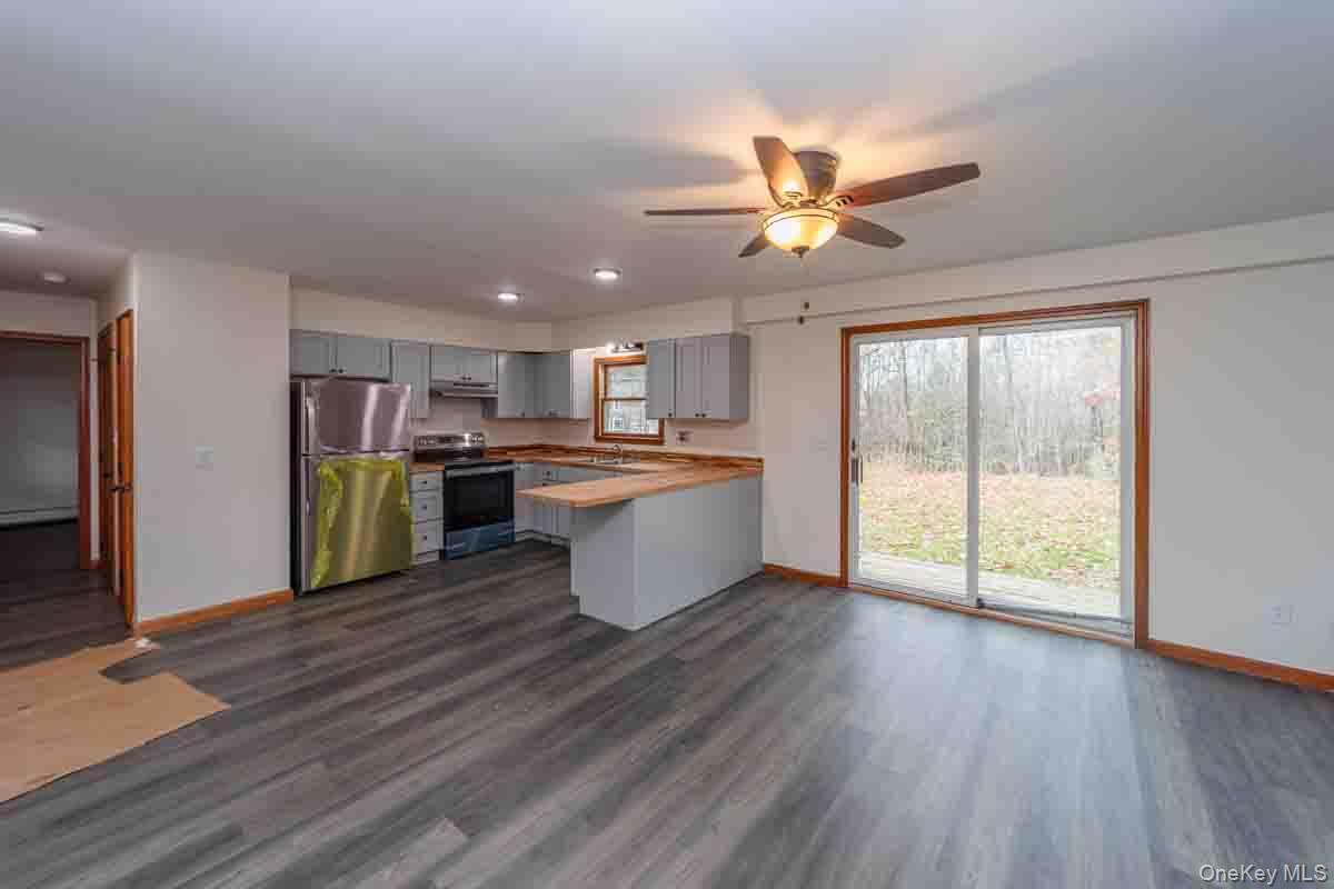 132 Red Top Road – For Rent photo 8