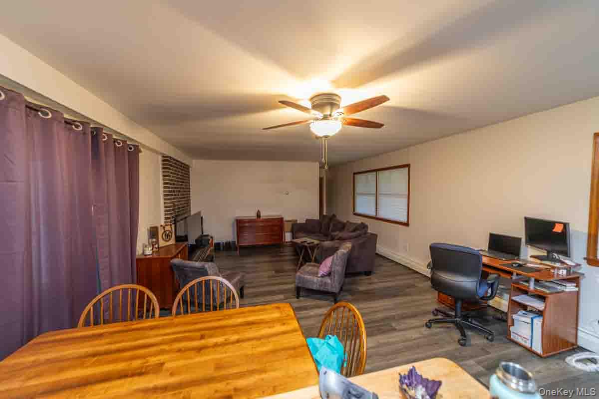 132 Red Top Road – For Rent photo 11