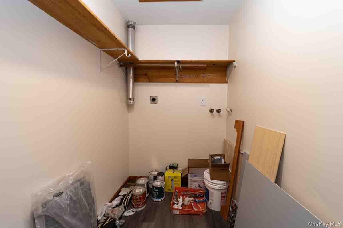 132 Red Top Road – For Rent photo 24
