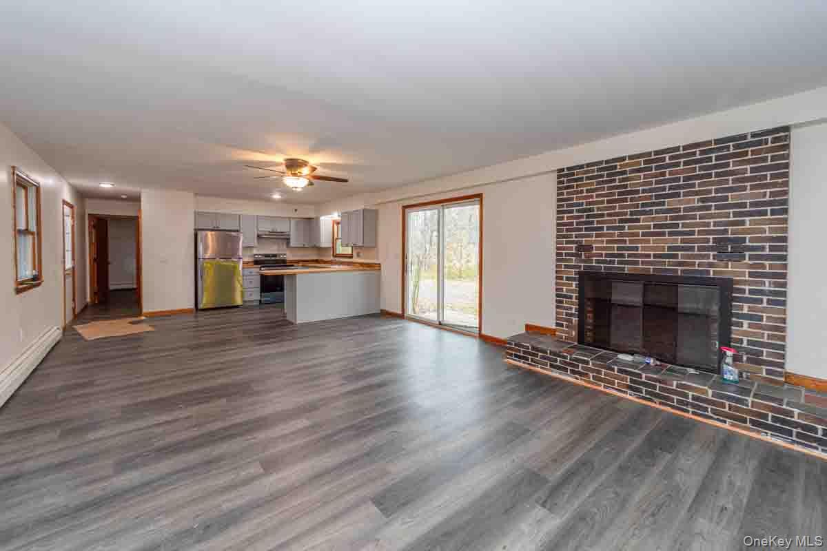 132 Red Top Road – For Rent photo 9