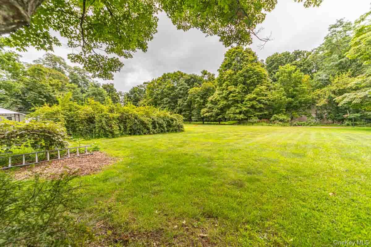 132 Red Top Road – For Rent photo 6