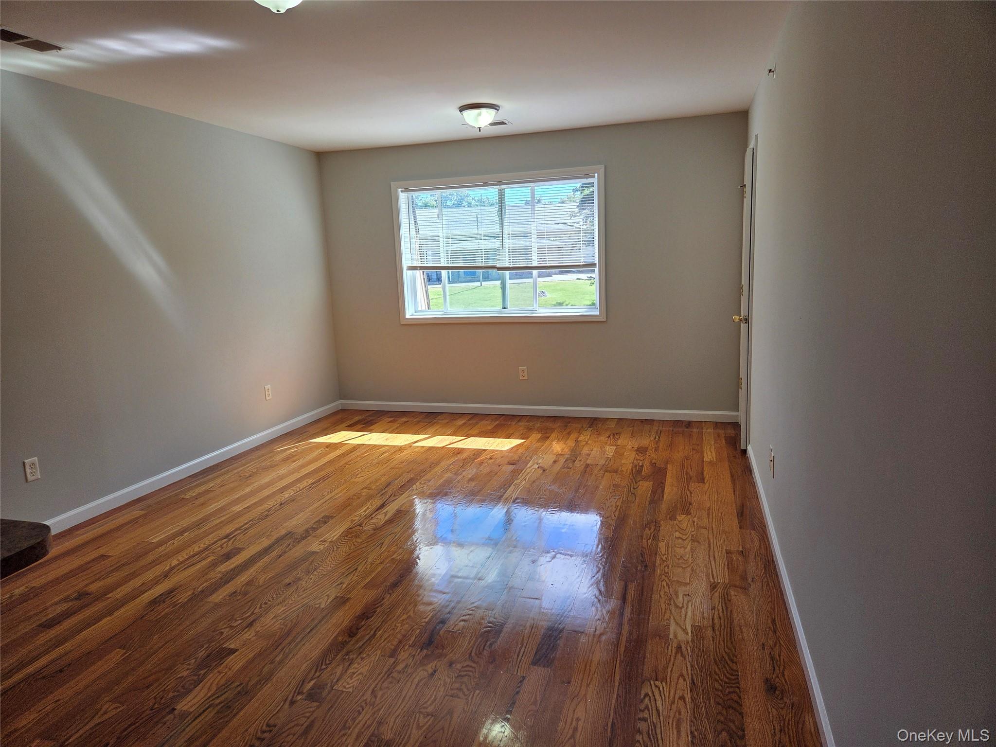 12 Pavilion Road, Unit 5 photo 4