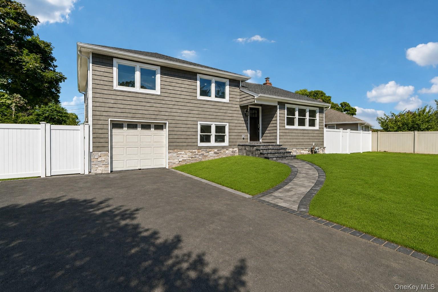 3176 Morgan Drive – For Sale photo 3