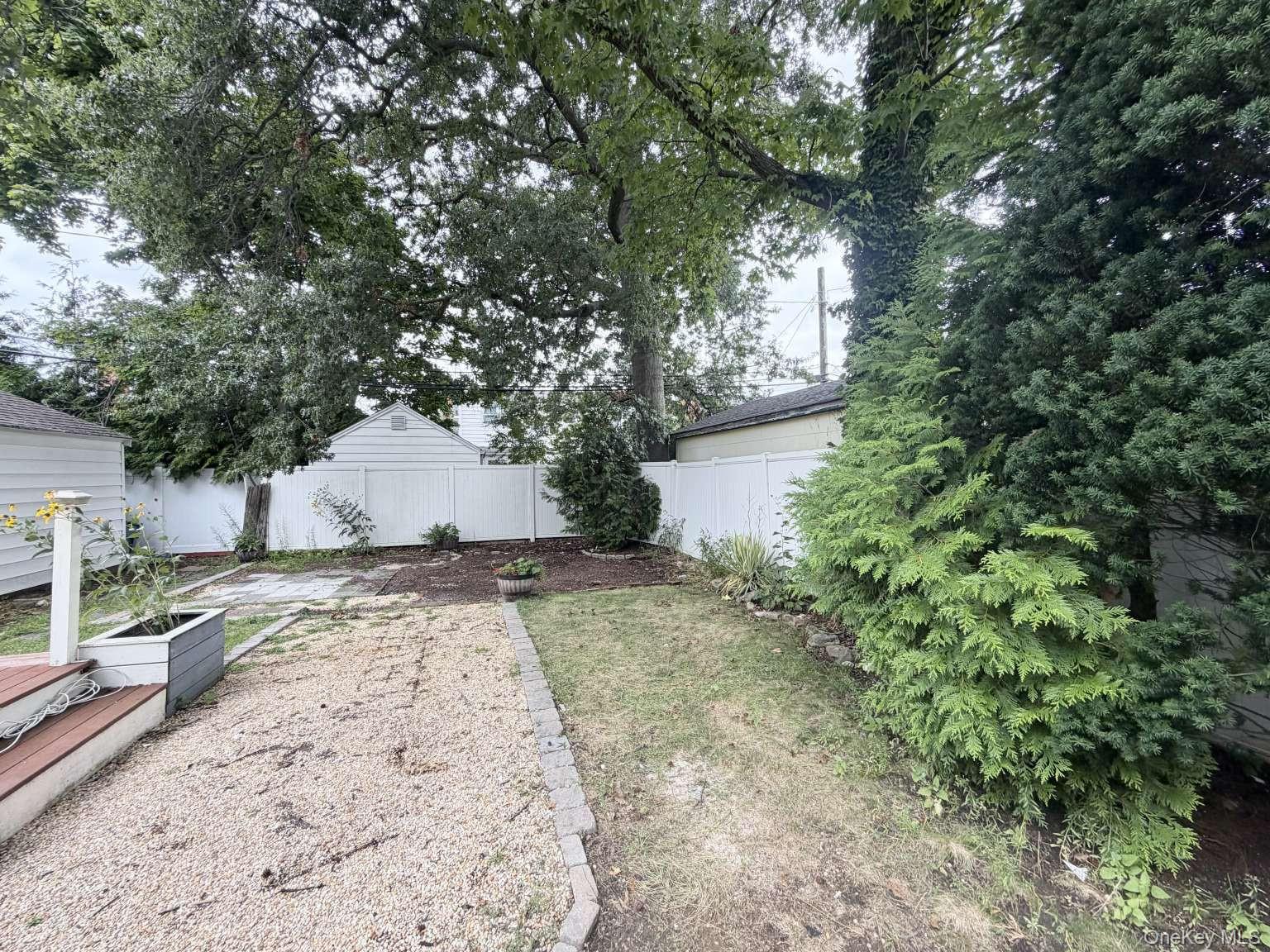 20 Iris Avenue – For Sale photo 17