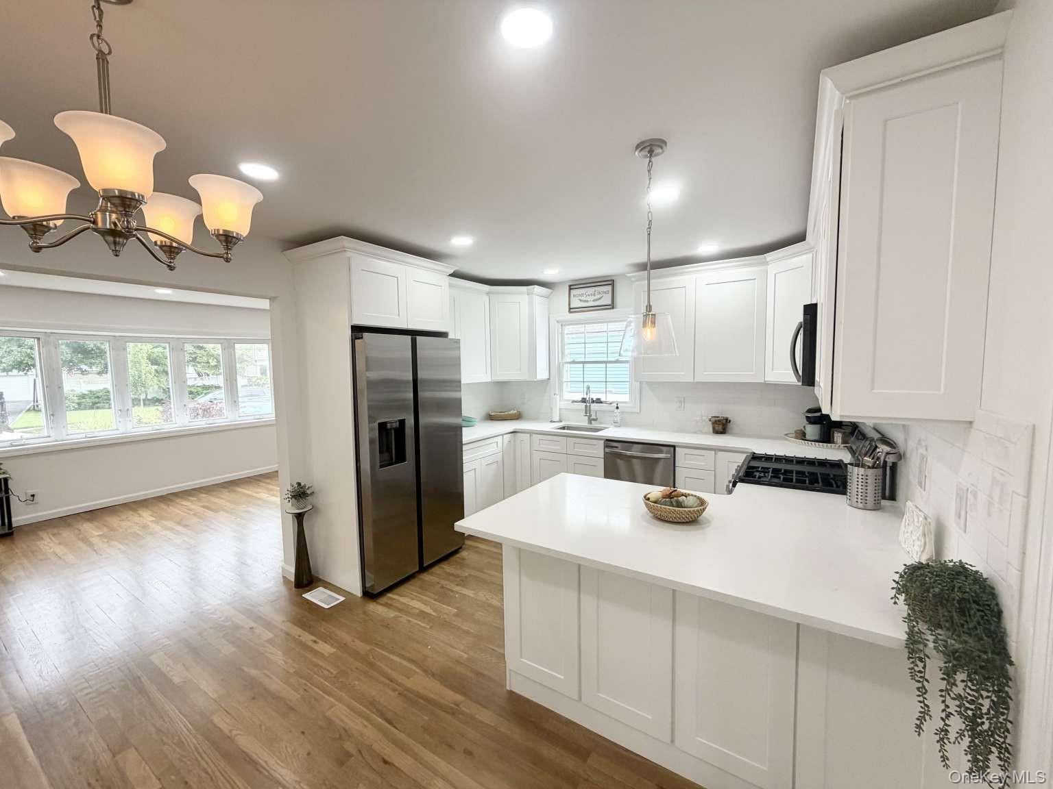 20 Iris Avenue – For Sale photo 5