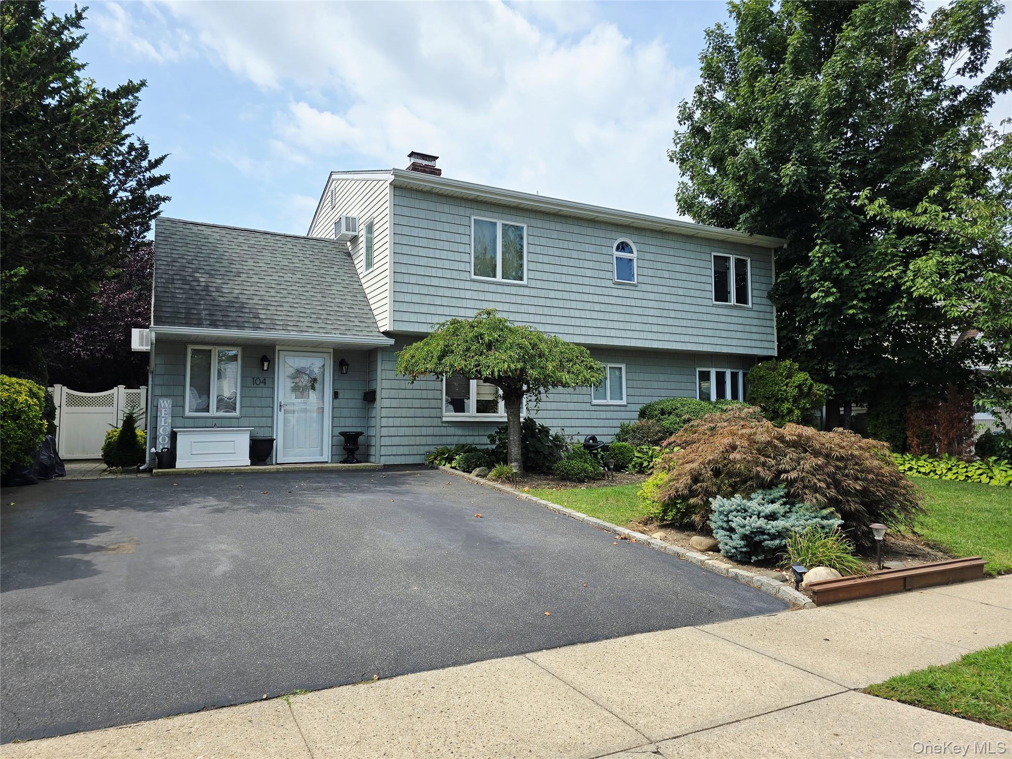 104 Choir Lane – For Rent