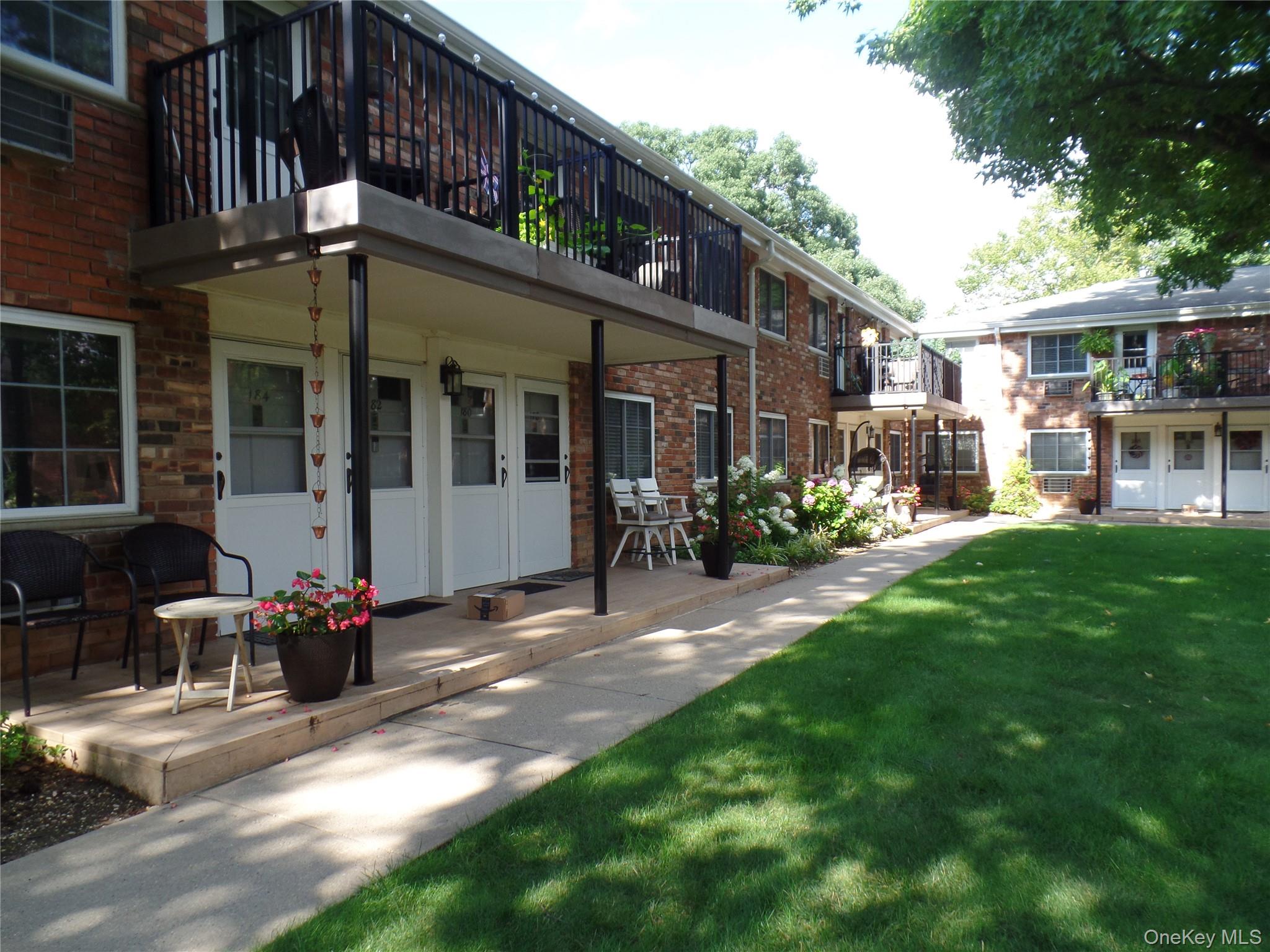 178 Jervis Avenue, Unit 178