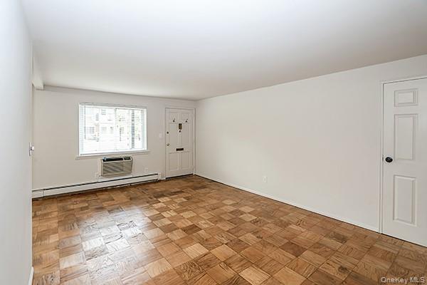 178 Jervis Avenue, Unit 178 photo 14