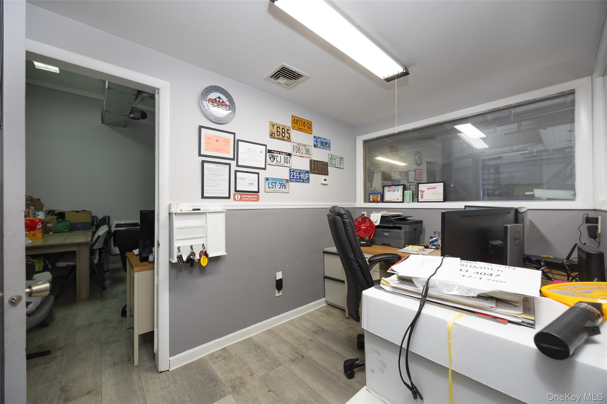 815-817 Violet Avenue – For Sale photo 29