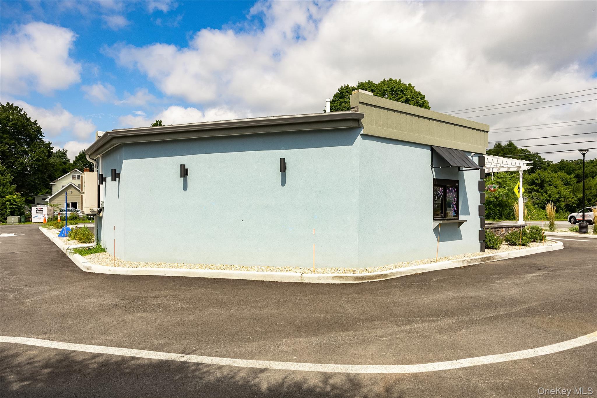 815-817 Violet Avenue – For Sale photo 6