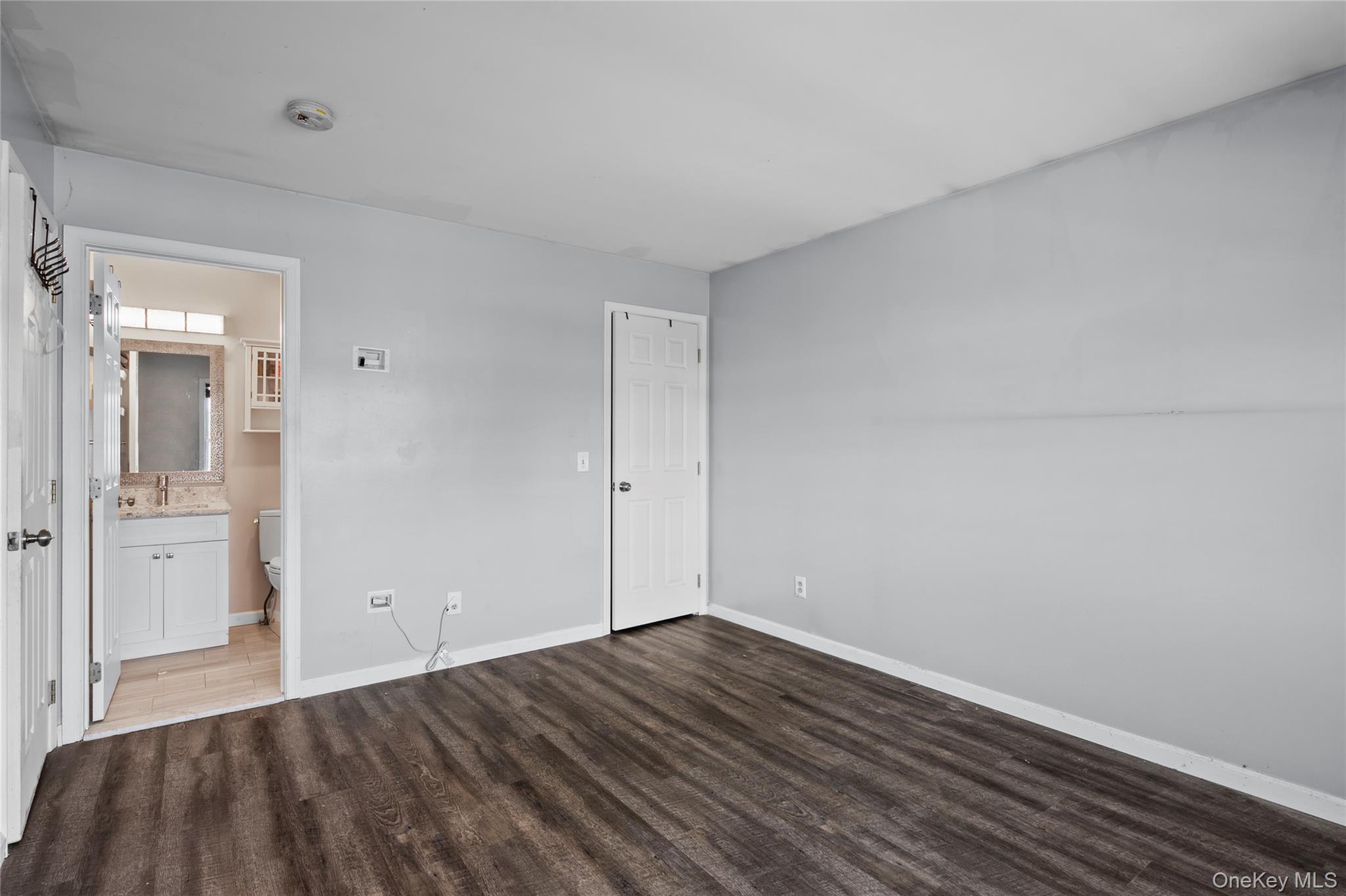 5 Welcher Avenue – For Sale photo 19