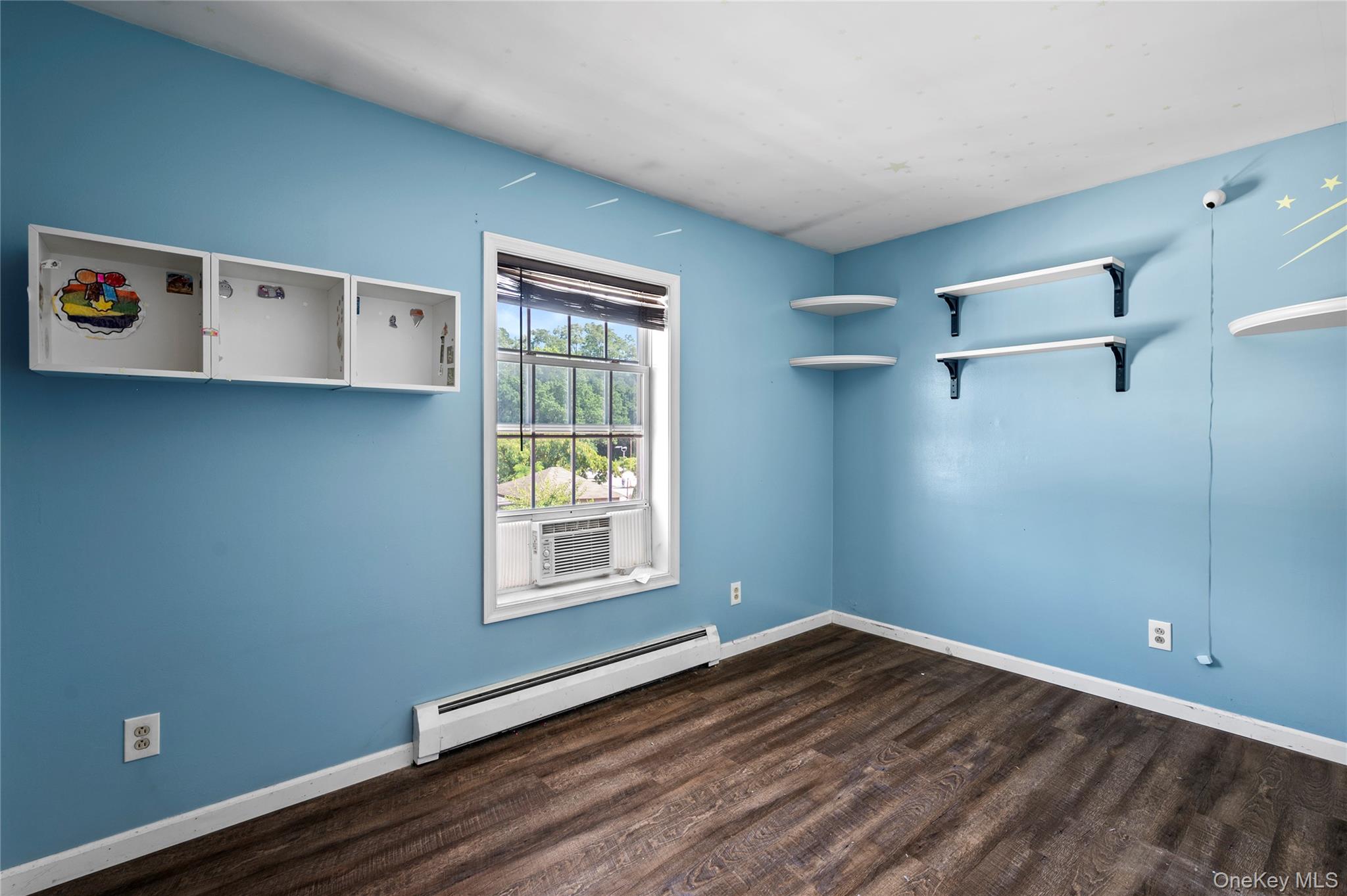 5 Welcher Avenue – For Sale photo 14