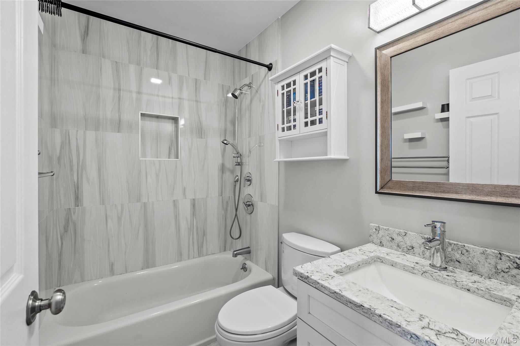 5 Welcher Avenue – For Sale photo 16