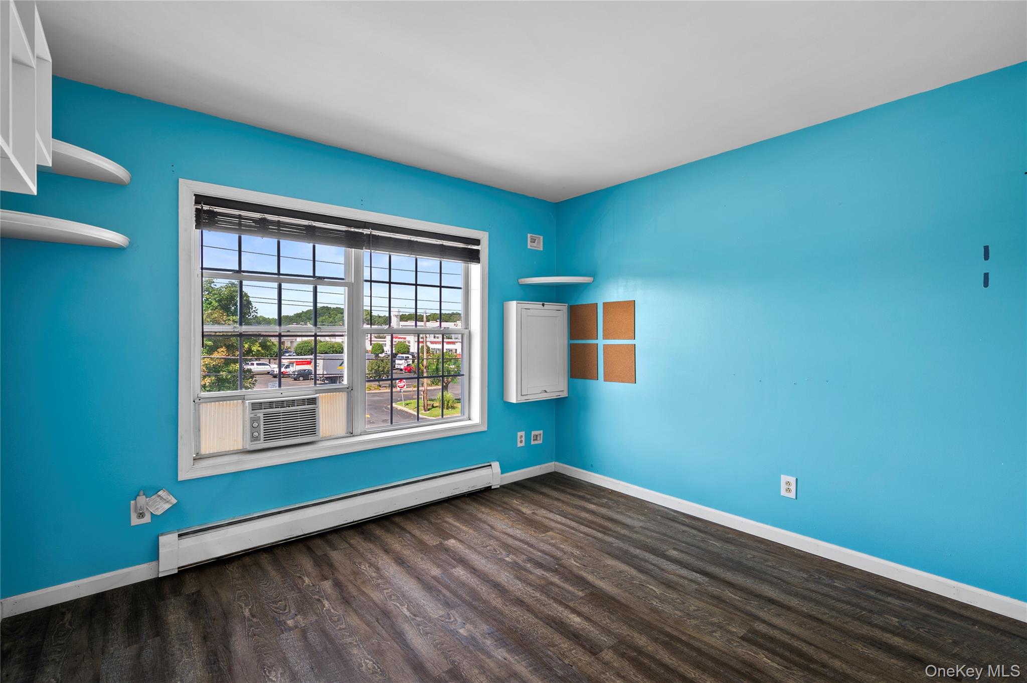 5 Welcher Avenue – For Sale photo 17