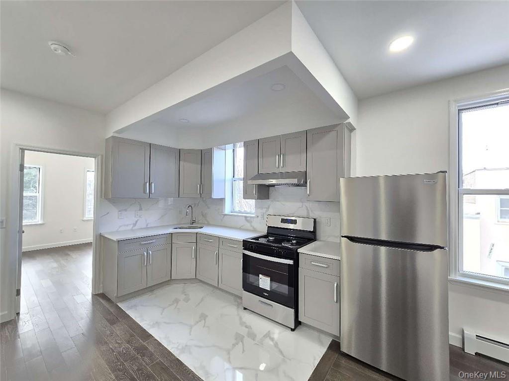 2062 Bath Avenue – For Sale photo 6