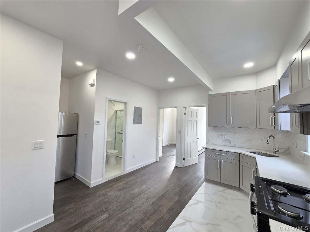 2062 Bath Avenue – For Sale photo 7