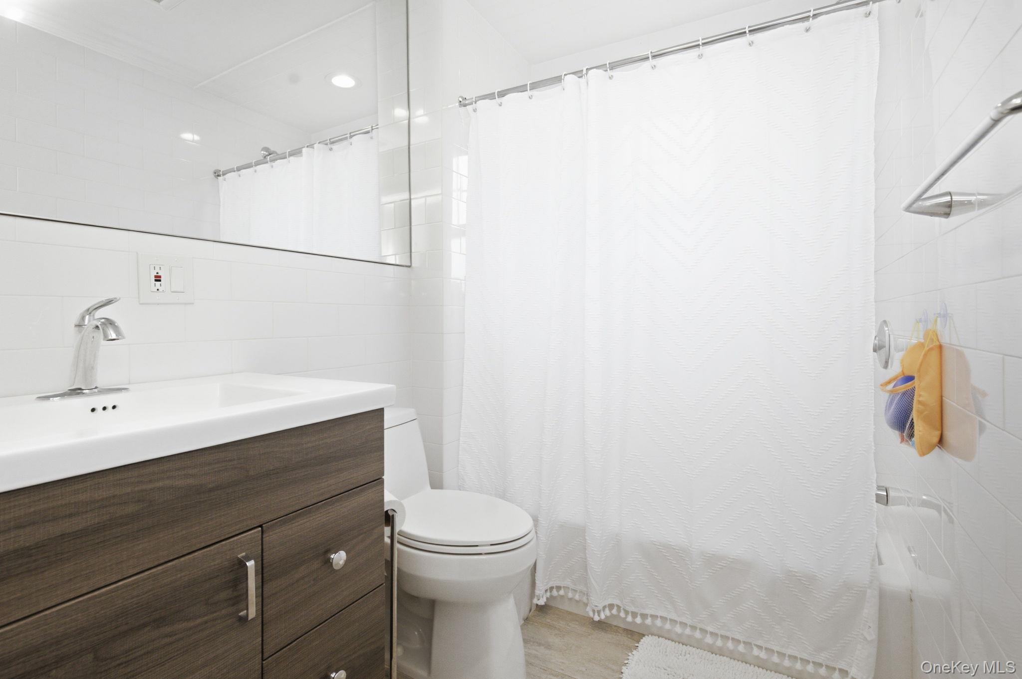 229 S Ridge Street – For Rent photo 12