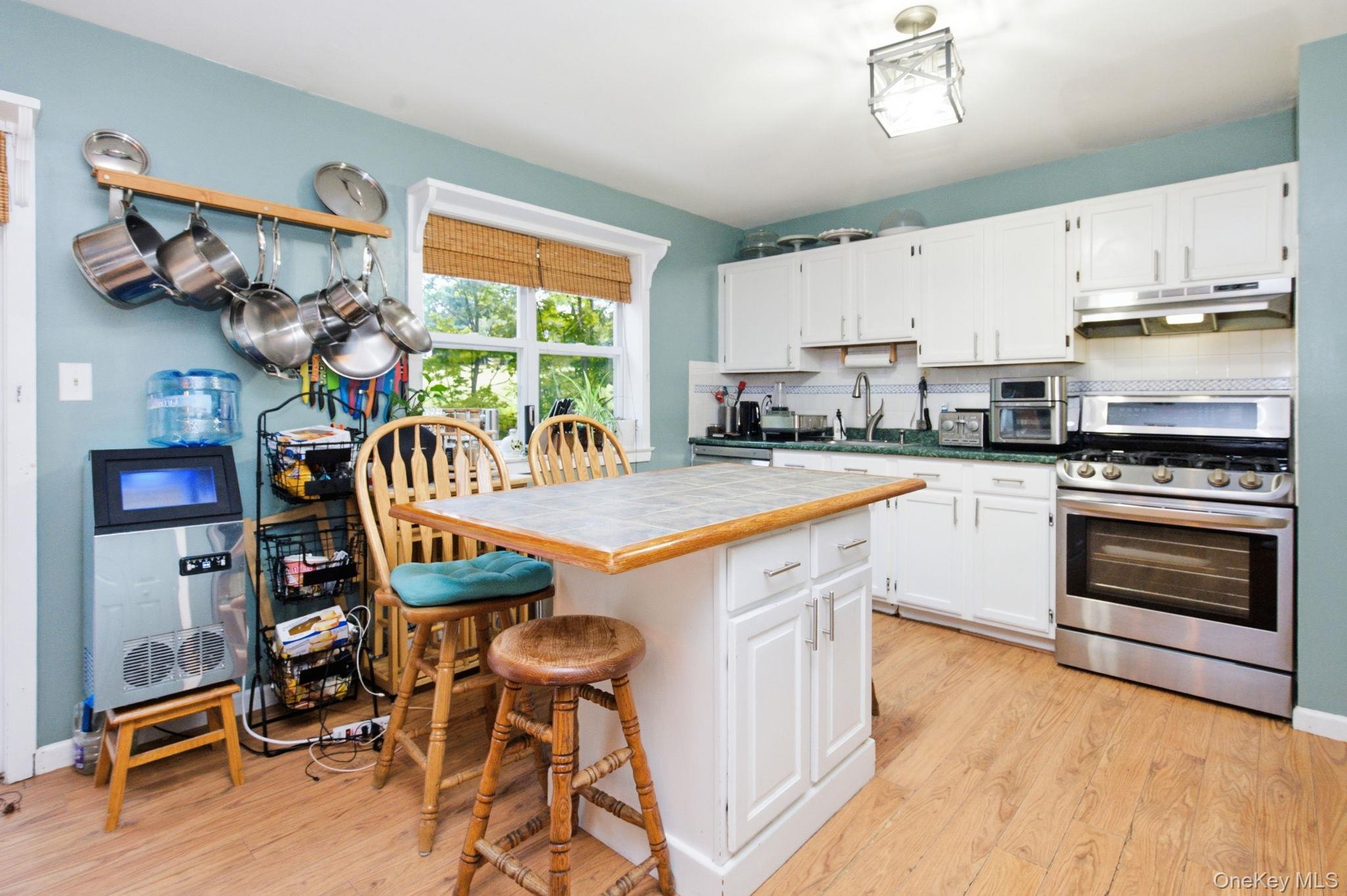 17 Old Hemlock Drive – For Sale photo 8