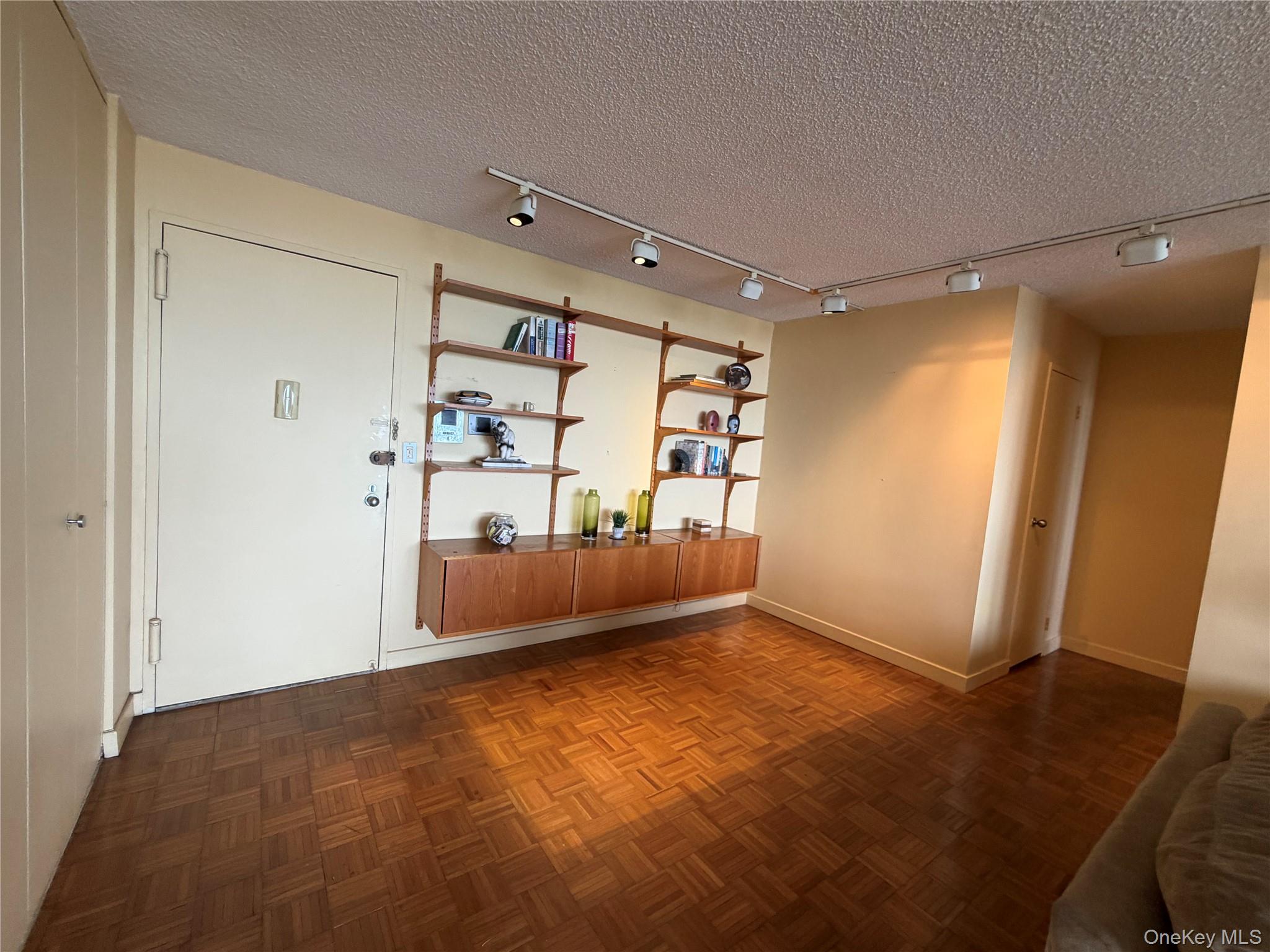 1 Bay Club Drive, Unit 16H photo 13