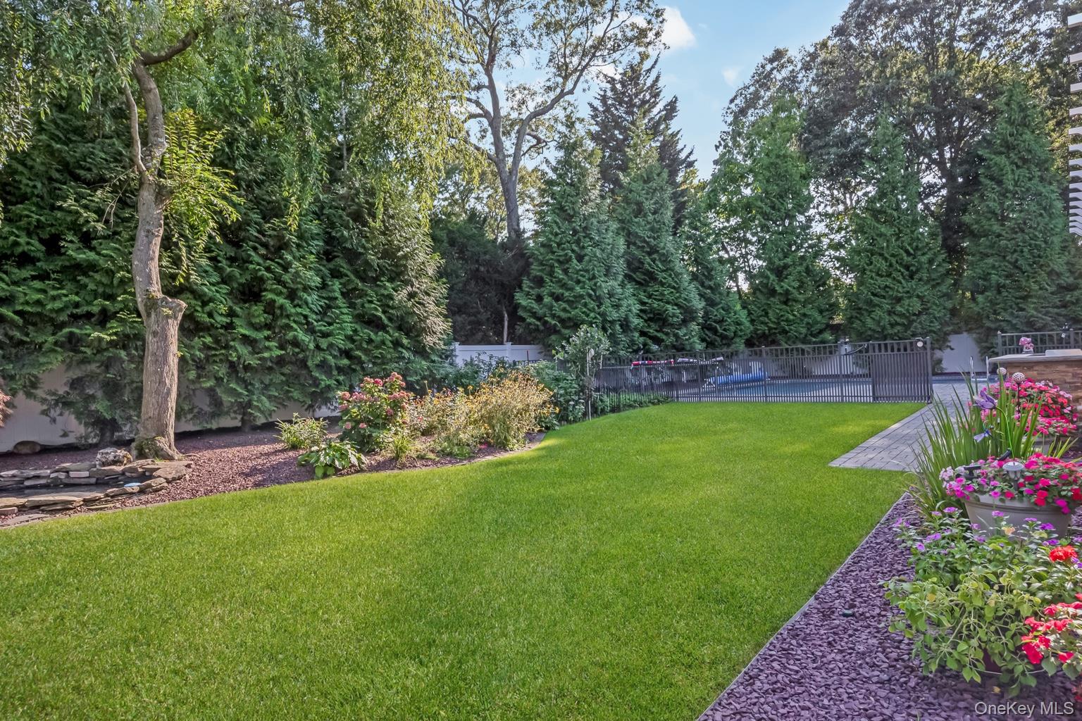 4 Vera Court – For Sale photo 34