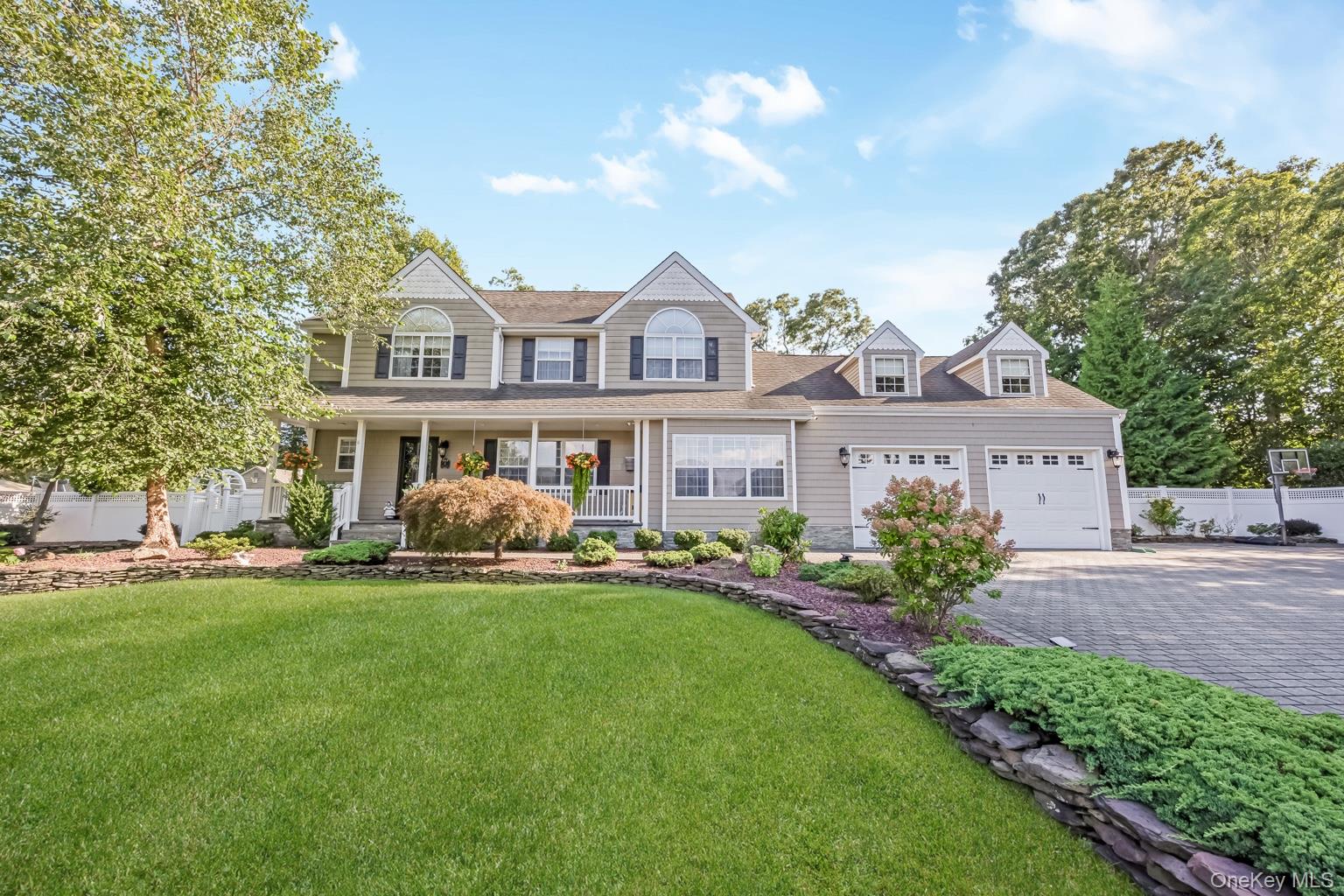 4 Vera Court – For Sale
