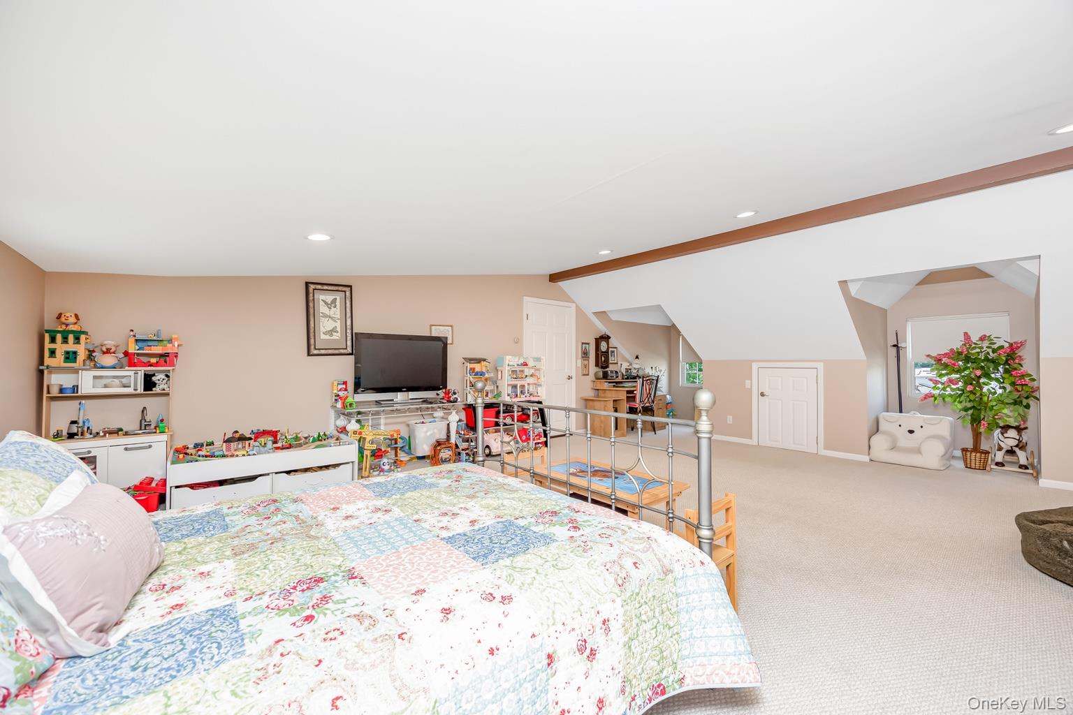 4 Vera Court – For Sale photo 14