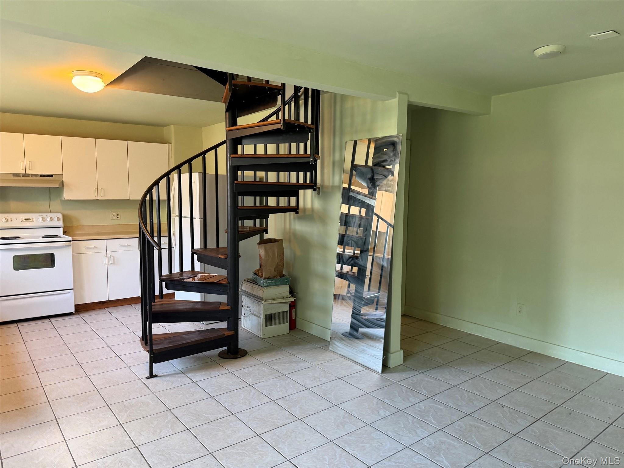 2624 Carmel Avenue – For Rent photo 2