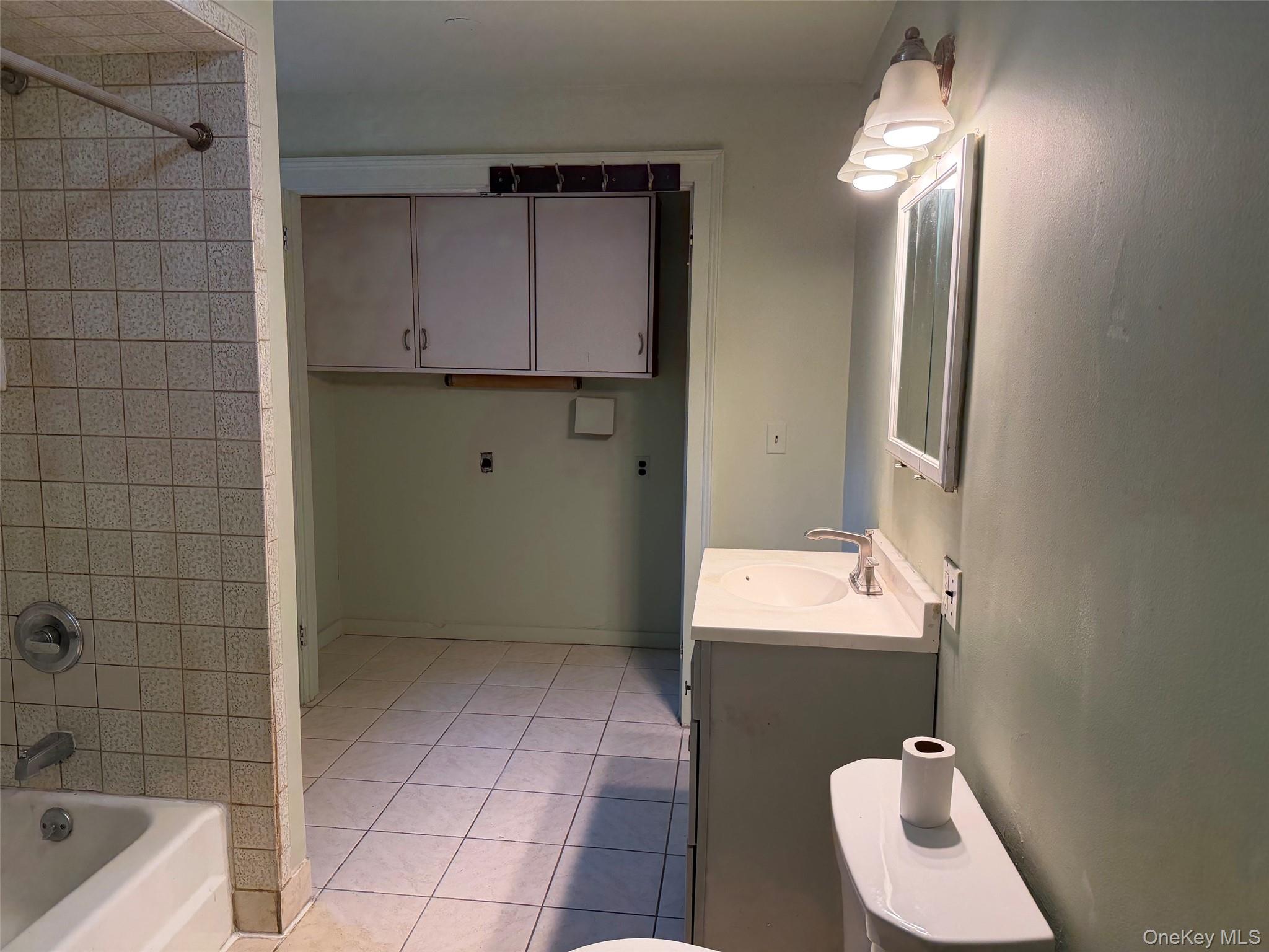 2624 Carmel Avenue – For Rent photo 9