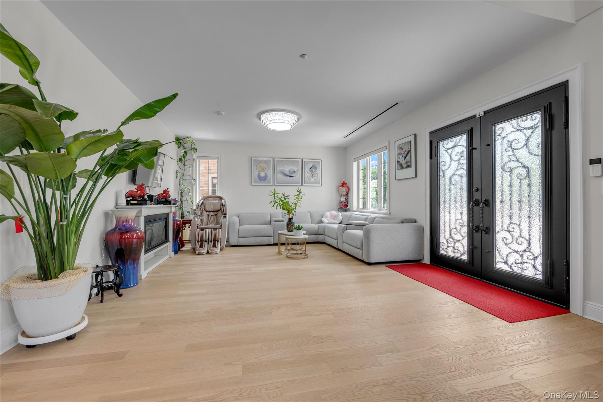 218-04 85th Avenue – For Sale photo 2