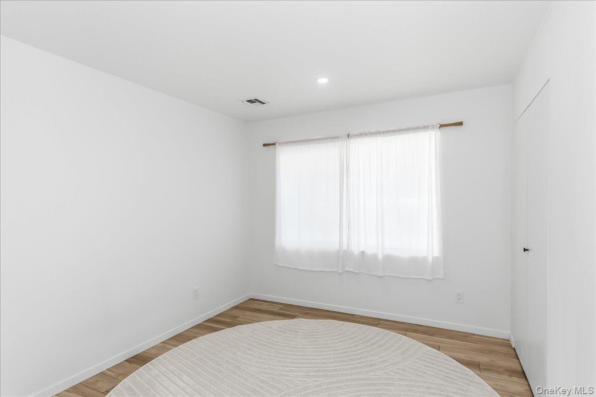9 Empire Court – For Sale photo 35