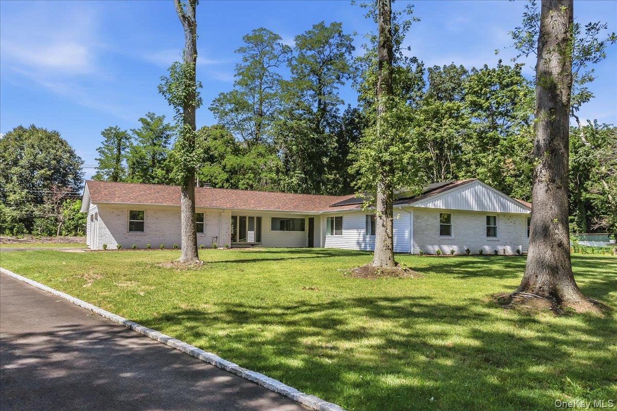 9 Empire Court – For Sale photo 2