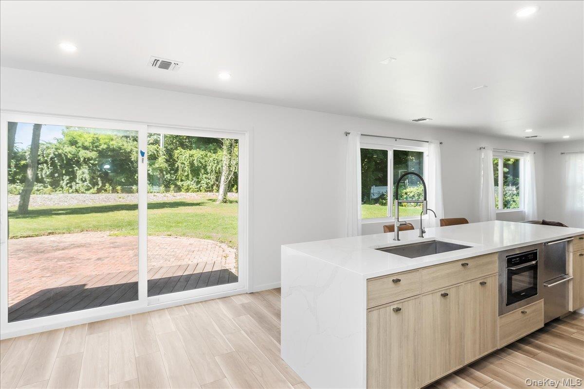 9 Empire Court – For Sale photo 12