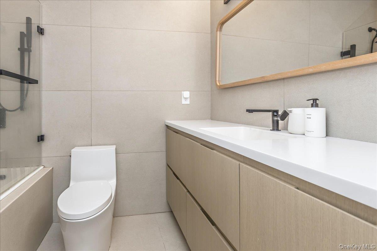 9 Empire Court – For Sale photo 37
