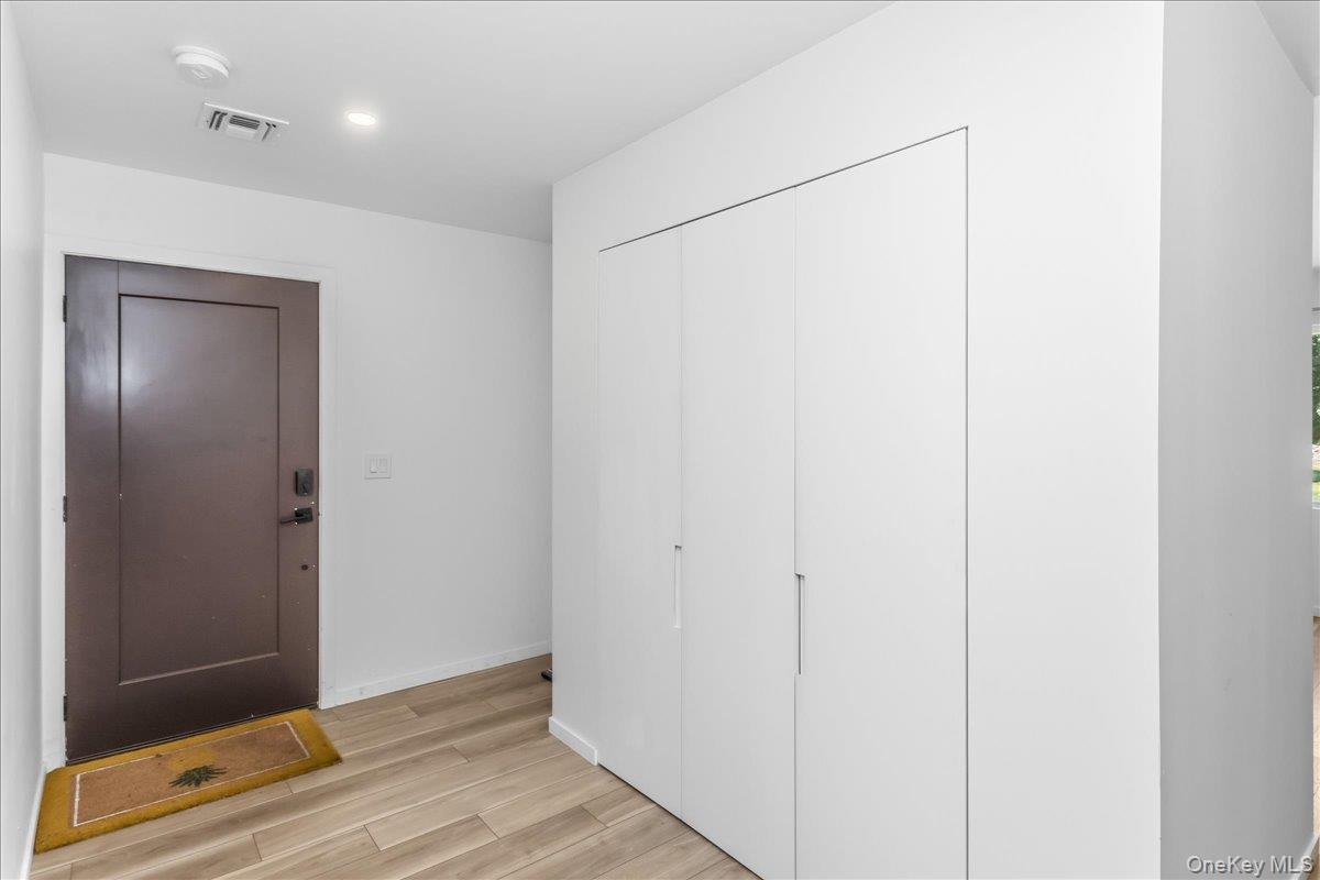 9 Empire Court – For Sale photo 4