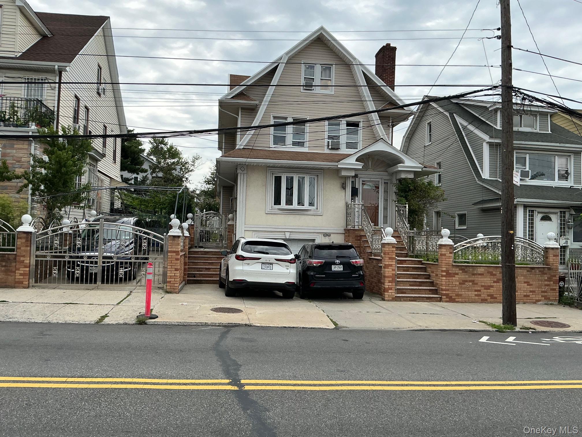 84-61 Parson Blvd – For Sale