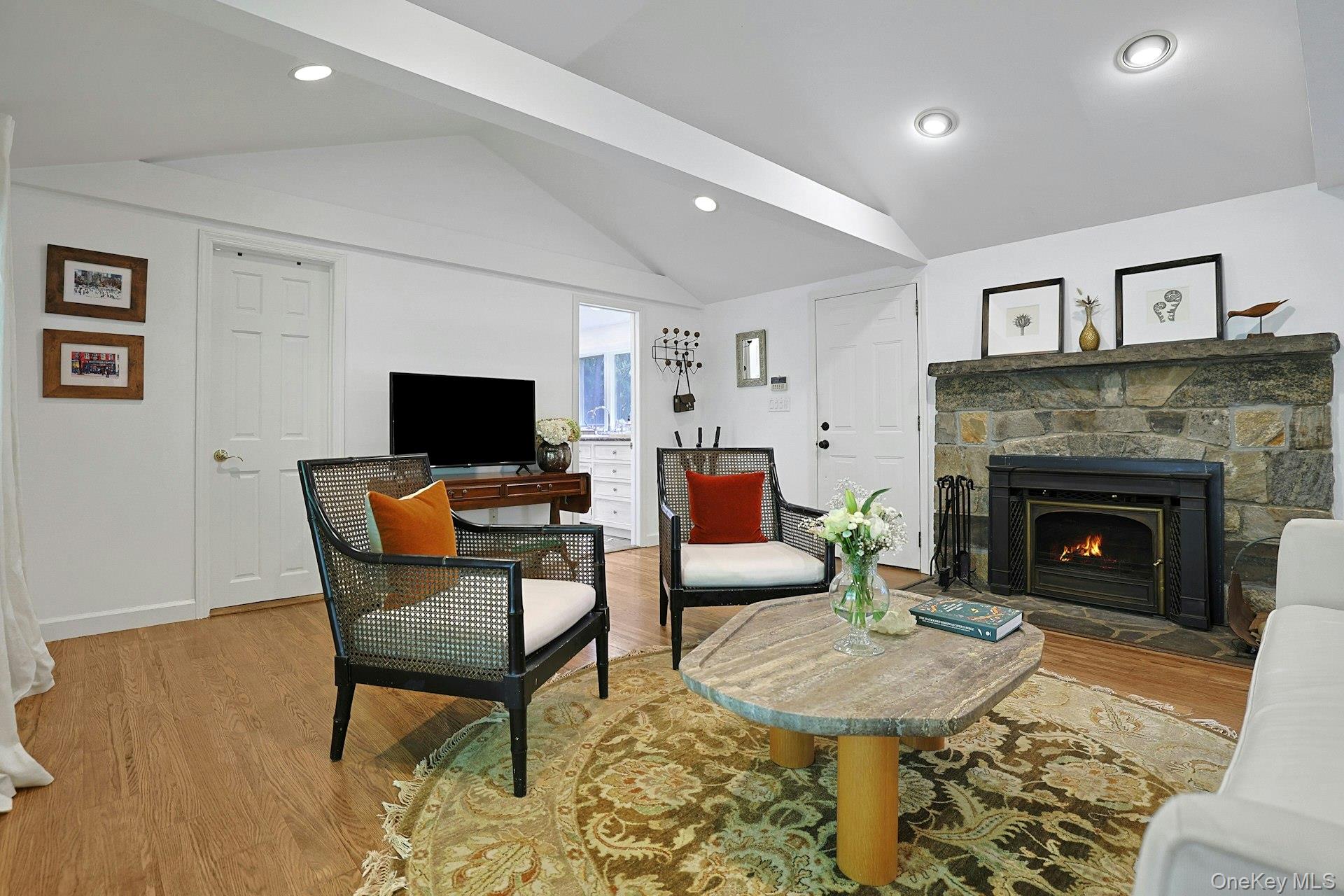 46 Gallows Hill Road – For Rent photo 8