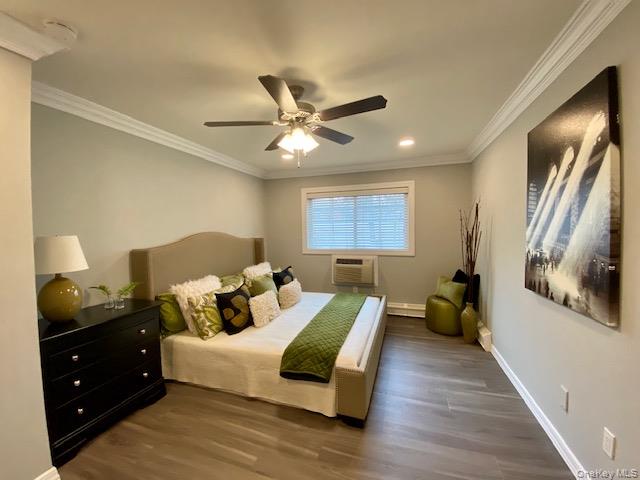 317 Brook Avenue, Unit 317-2b photo 7