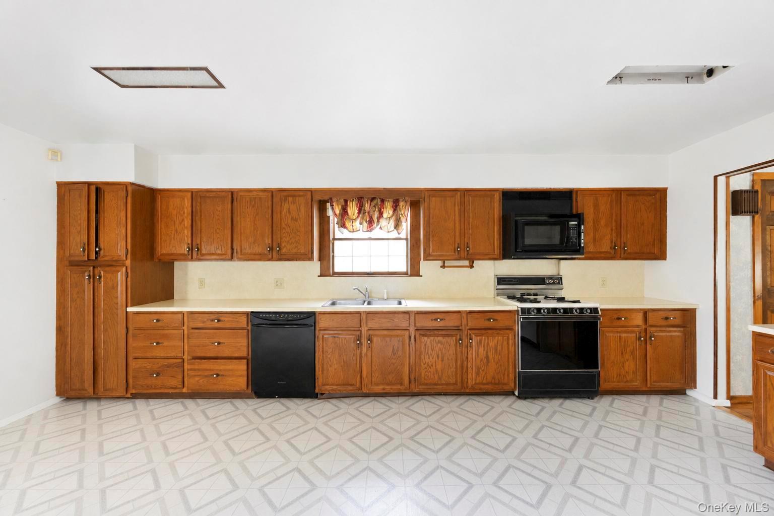 1425 Pine Drive – For Sale photo 12
