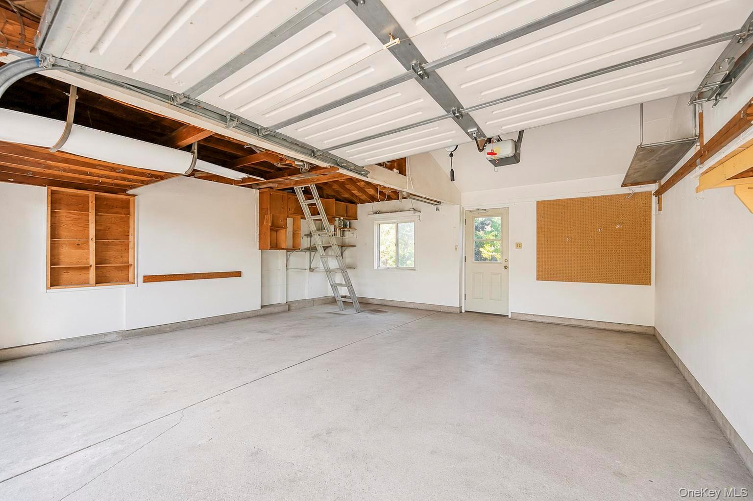 1425 Pine Drive – For Sale photo 37
