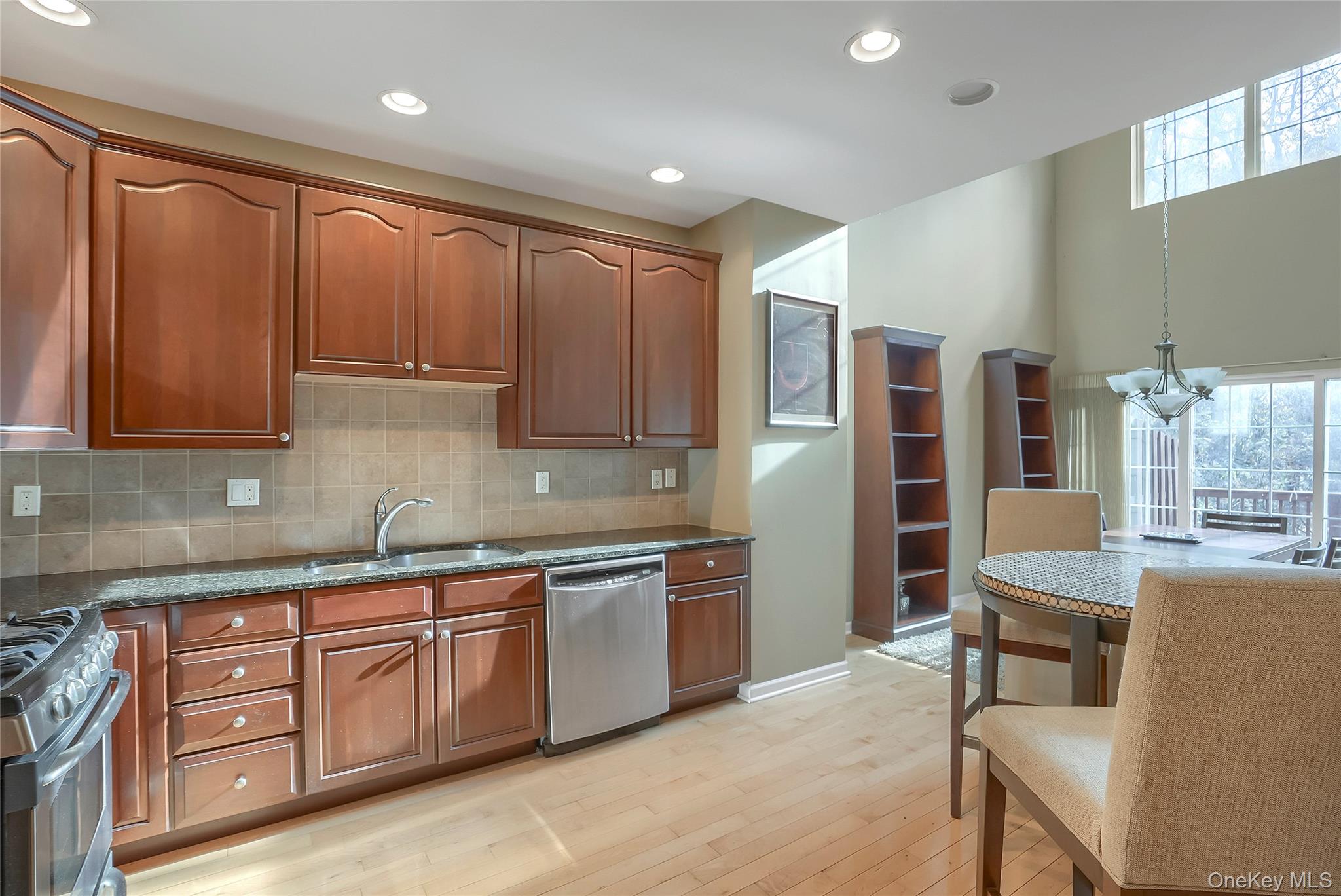 834 Huntington Drive – For Sale photo 16