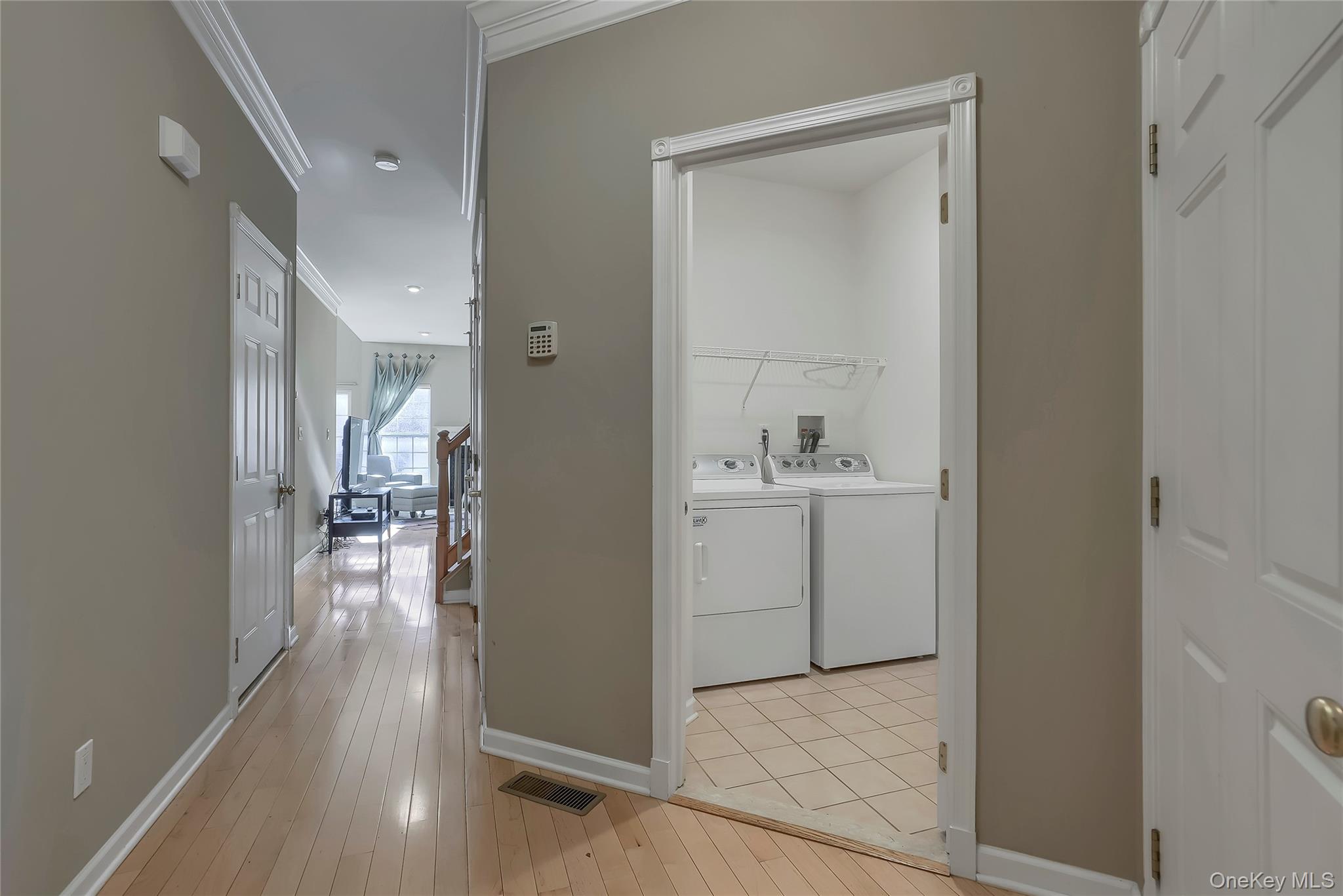 834 Huntington Drive – For Sale photo 5