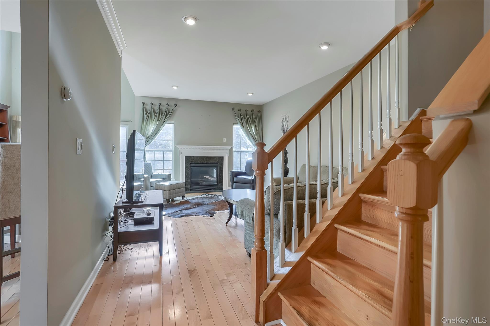 834 Huntington Drive – For Sale photo 7